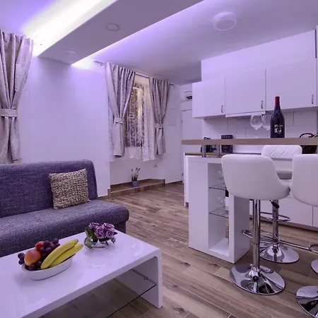 Apartment Castle Pula