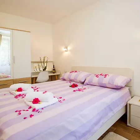 Apartment Castle Pula